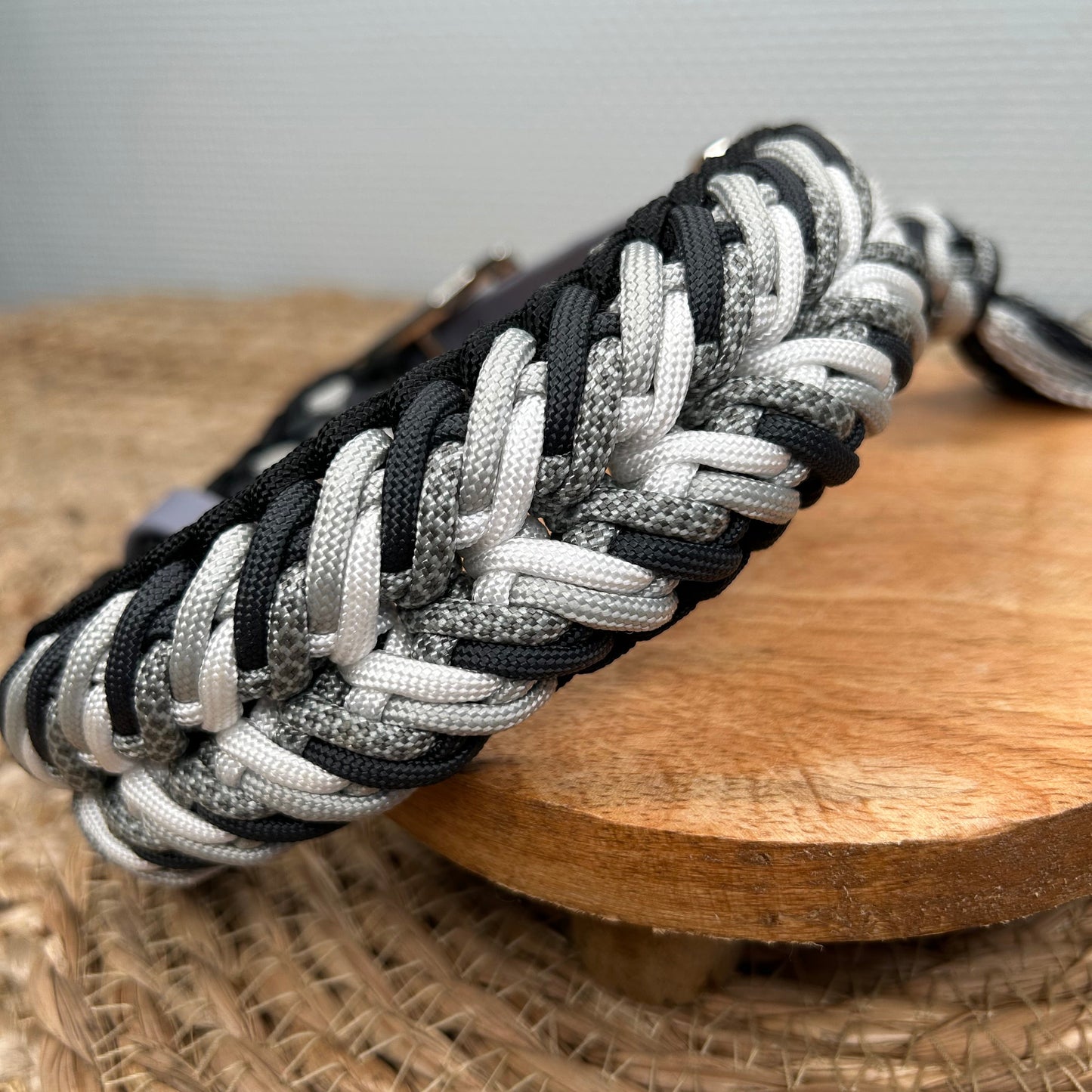 Collier Syrocco Black & White ⚫️⚪️